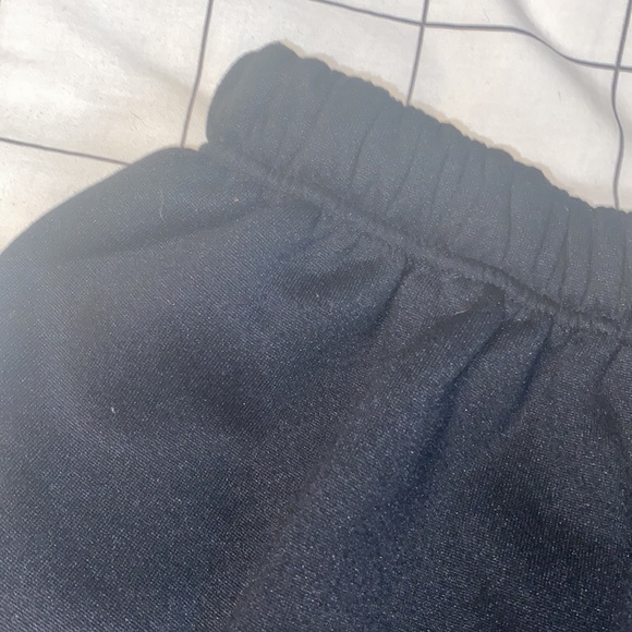 black sweatpants - Picture 3 of 4